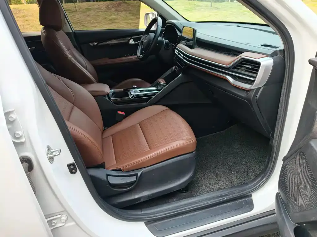 Kia Sportage — фото 4