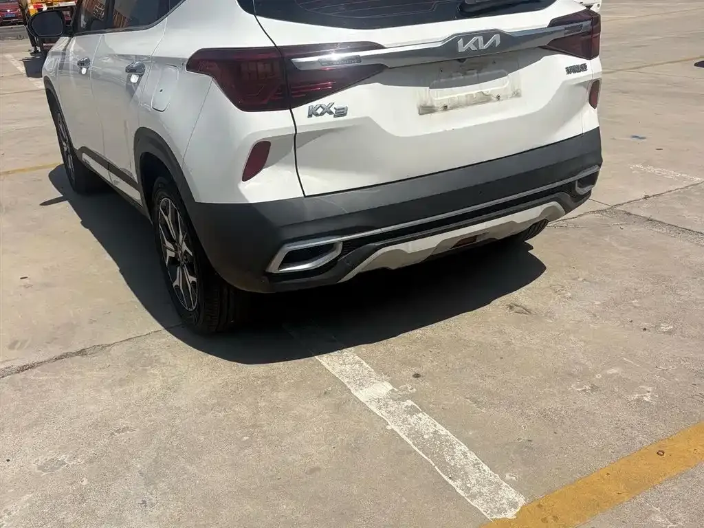 Kia KX3 2022 из CN, фото 8