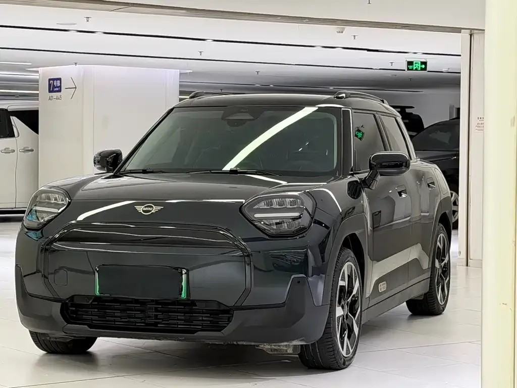MINI Aceman EV