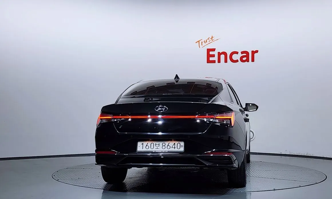 Hyundai AVANTE — фото 2