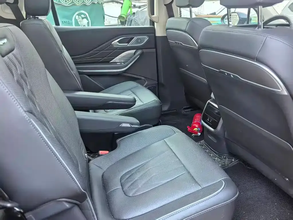 Hongqi HS7 PHEV 2024 из CN, фото 3