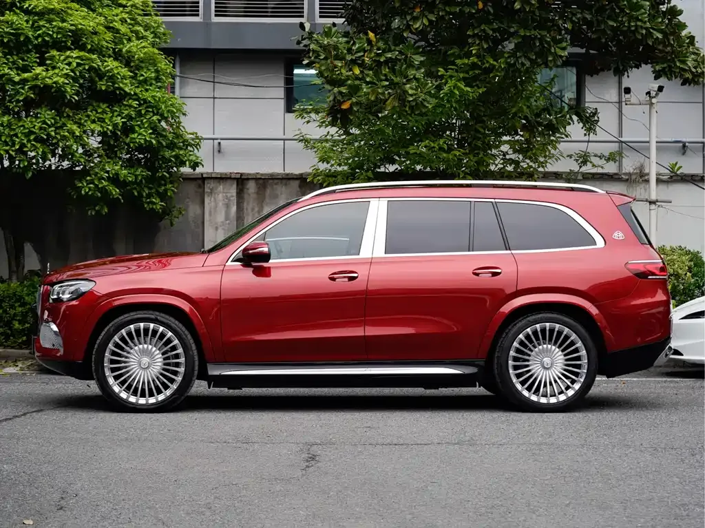 Mercedes-Benz GLS — фото 10