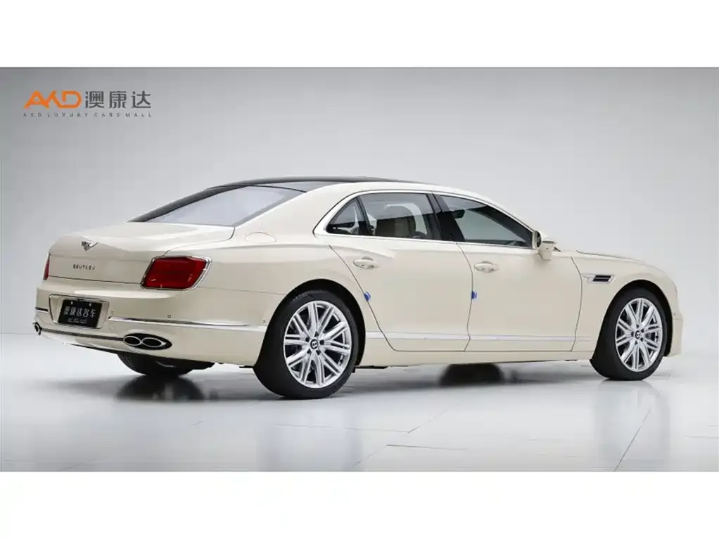 Bentley Flying Spur — фото 6