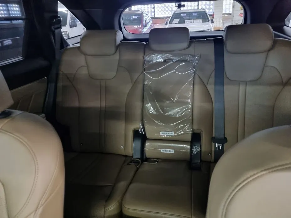 Kia Sorento 2024 из KR, фото 2