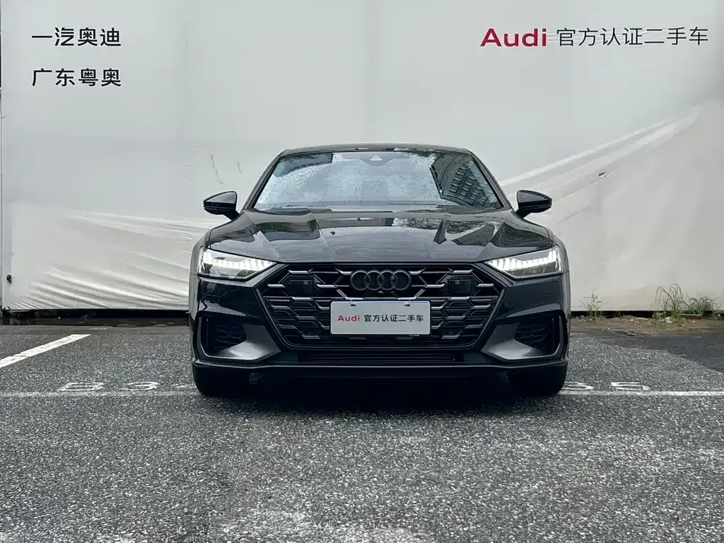 Audi A7L — фото 7