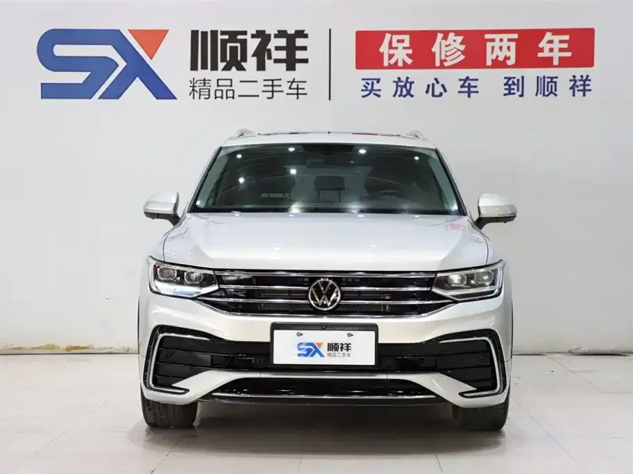 Volkswagen Tiguan L — фото 2