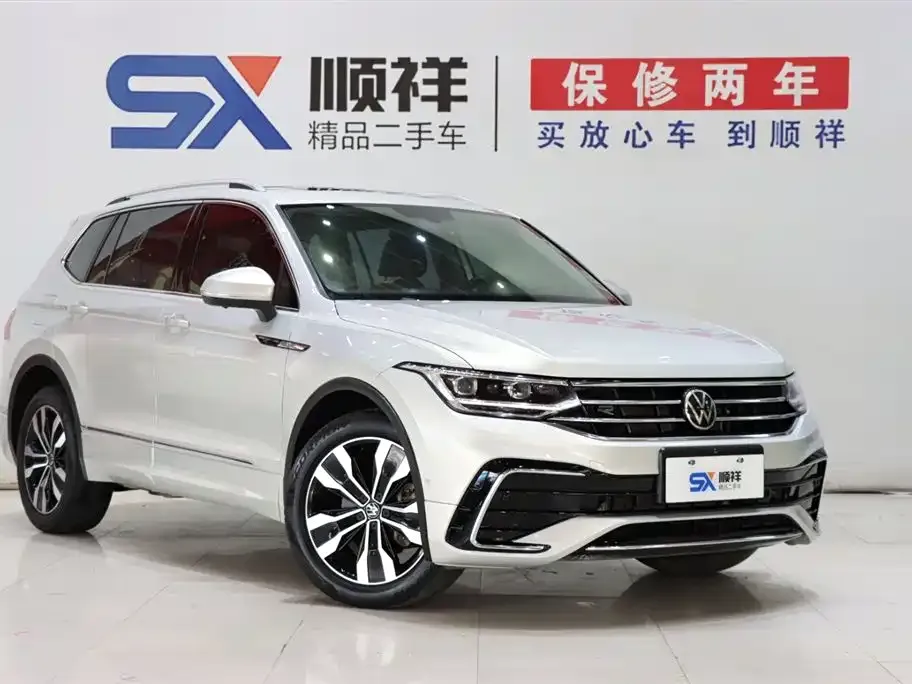 Volkswagen Tiguan L — фото 4