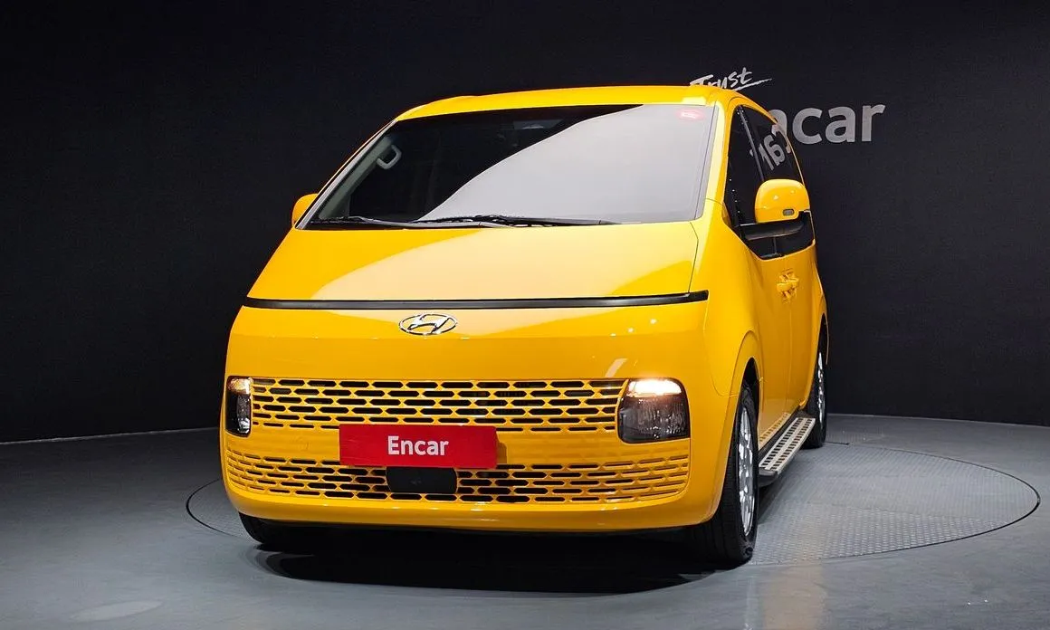 Hyundai Staria 2022 из KR, фото 3