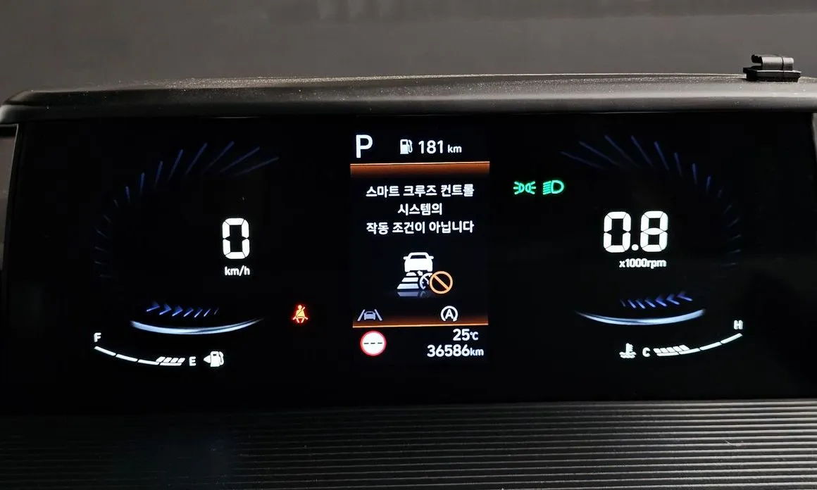 Hyundai Staria 2022 из KR, фото 2