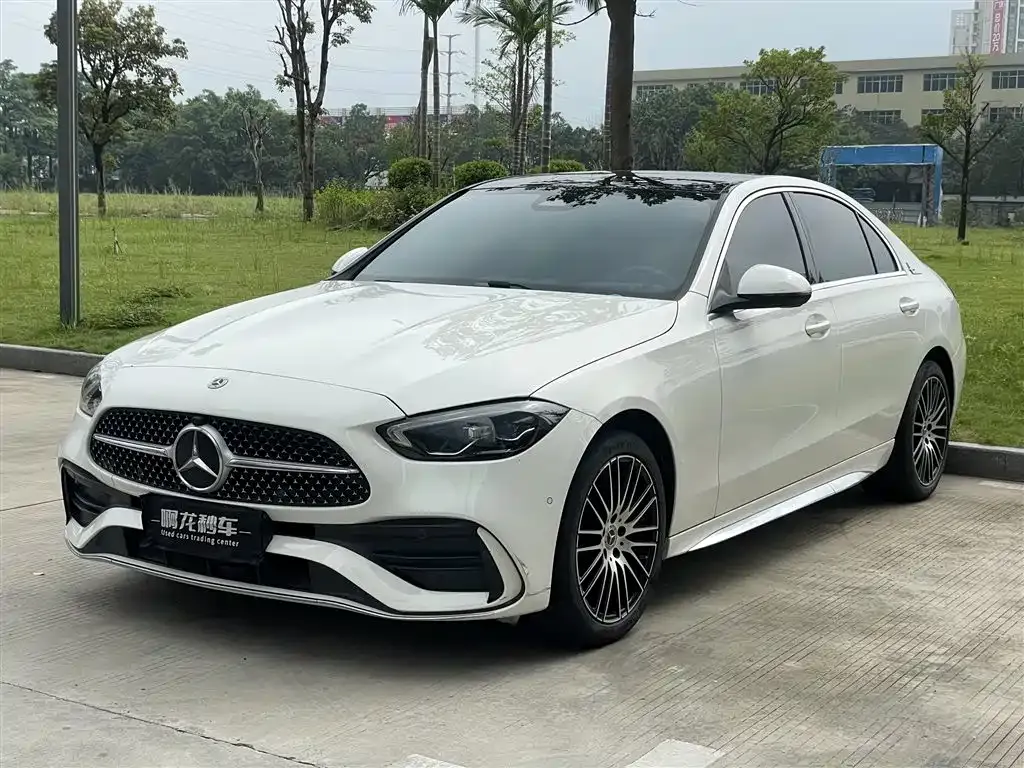 Mercedes-Benz C-Class — фото 1