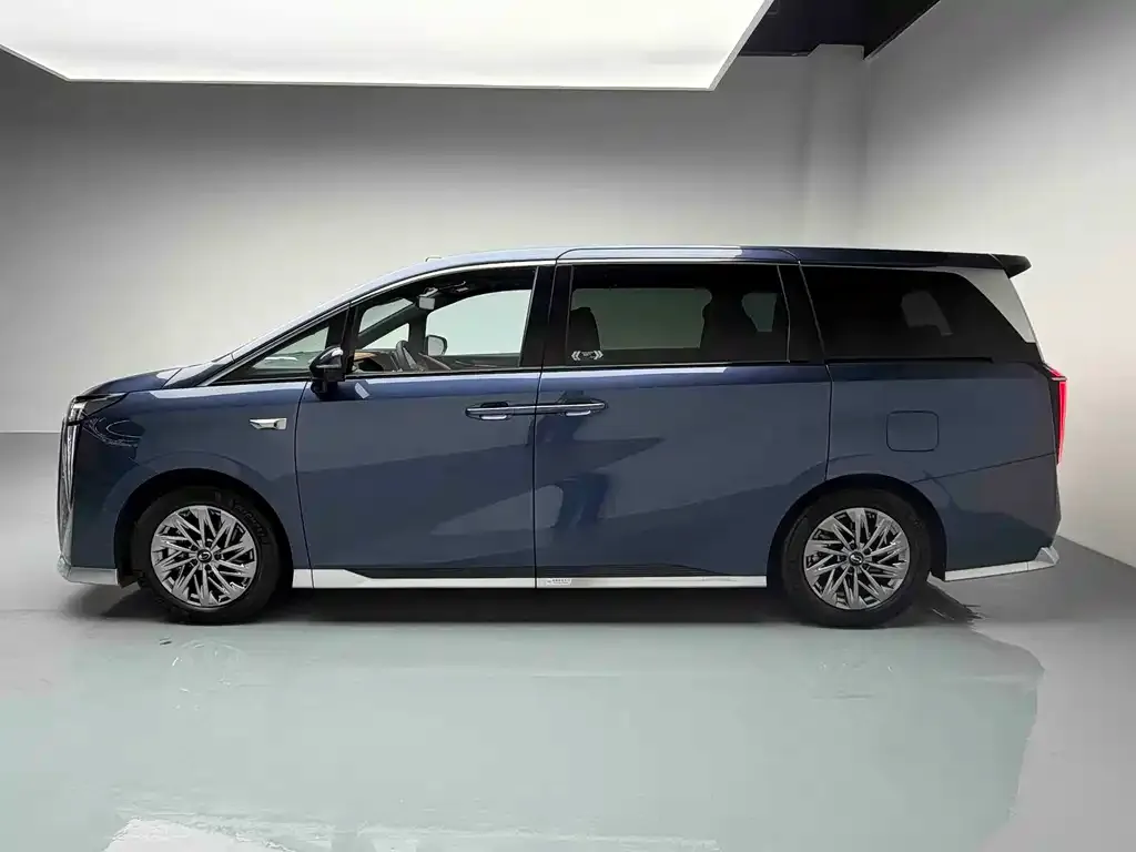 GAC Motor Trumpchi M8 — фото 4