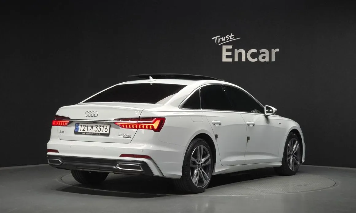 Audi A6 — фото 2