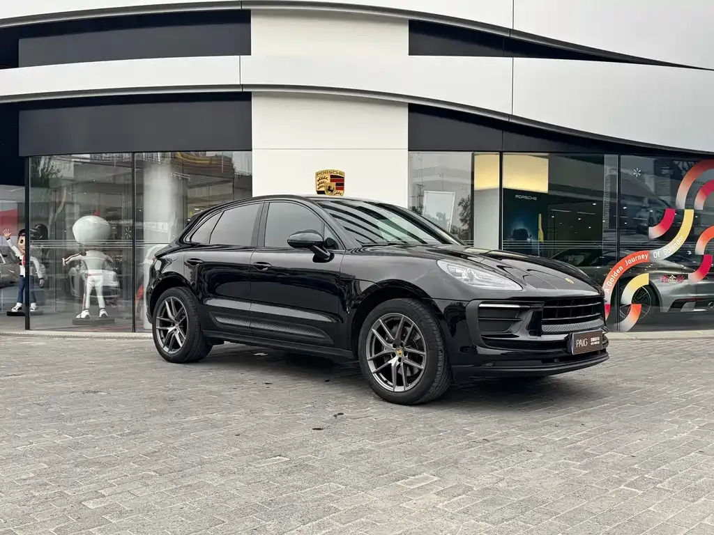 Porsche Macan — фото 10