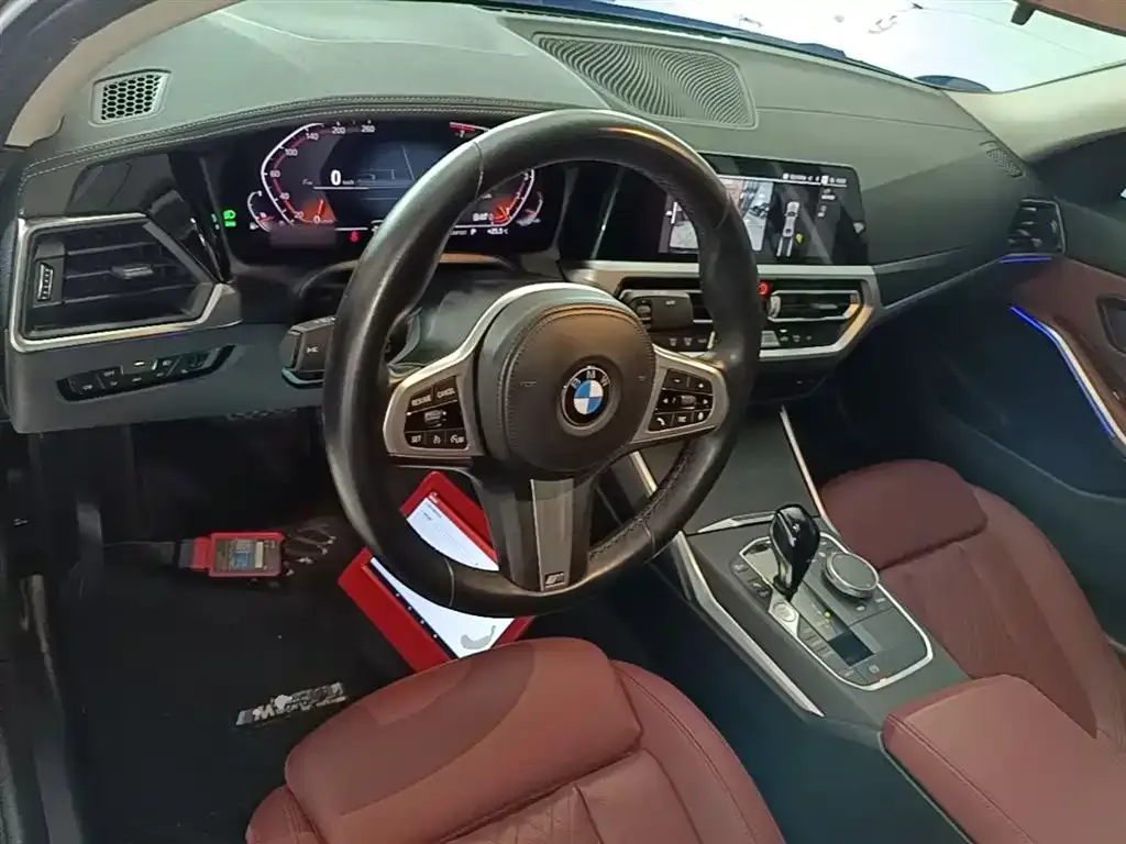 BMW 3 Series 2022 из CN, фото 10