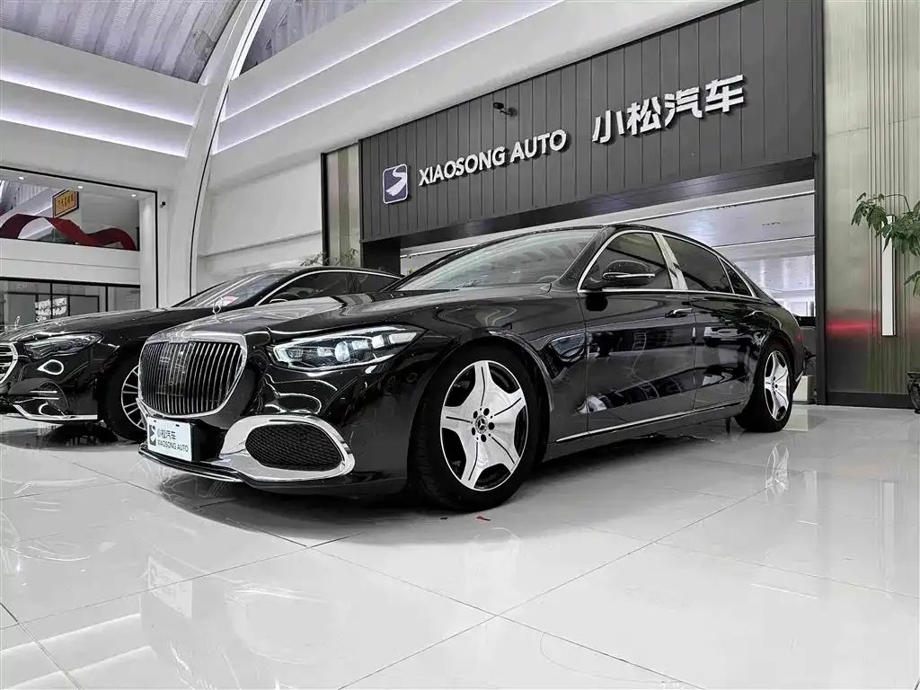 Mercedes-Benz S-Class — фото 1