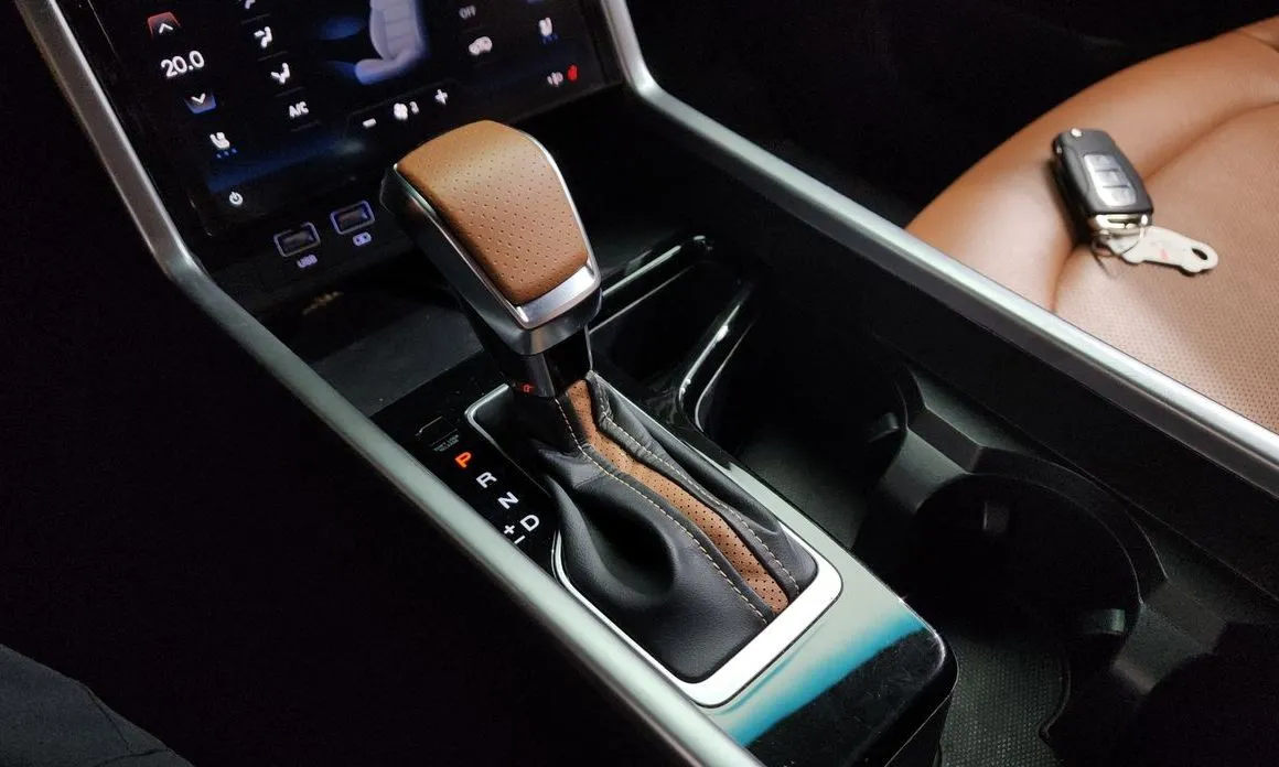 KG Mobility (Ssangyong) Torres 2023 из KR, фото 5