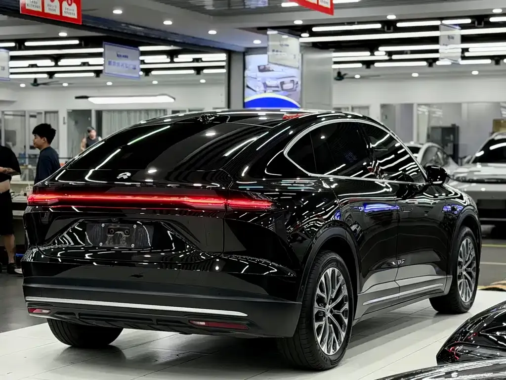 NIO EC6 — фото 3