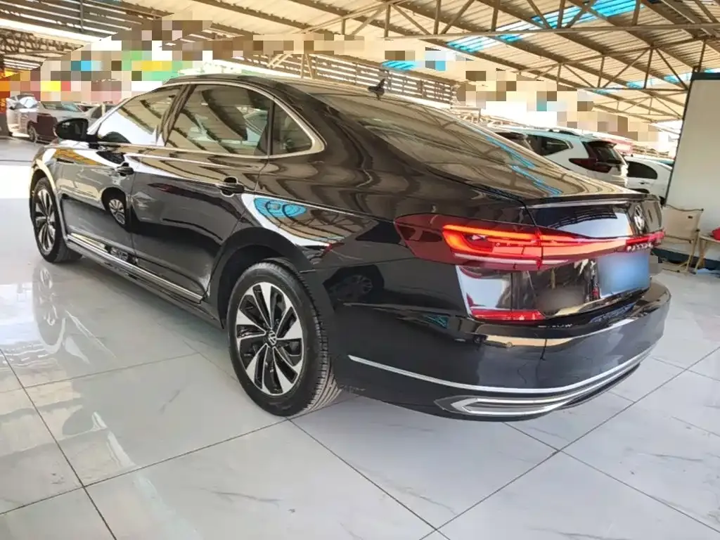 Volkswagen Passat — фото 3