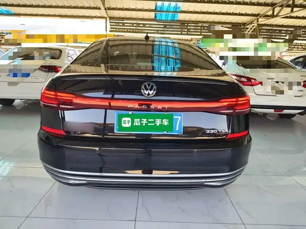 Volkswagen Passat — фото 6