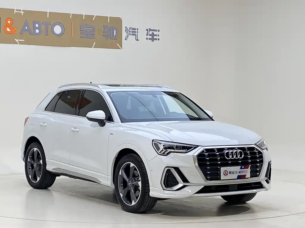 Audi Q3 — фото 5