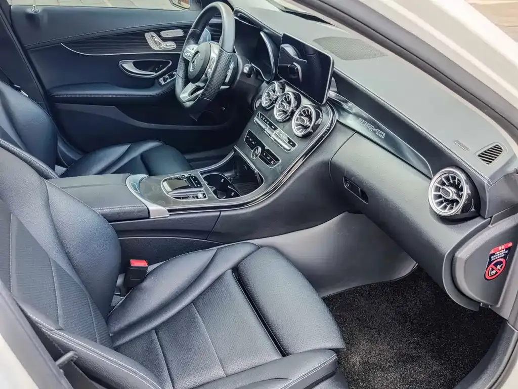 Mercedes-Benz C-Class — фото 10