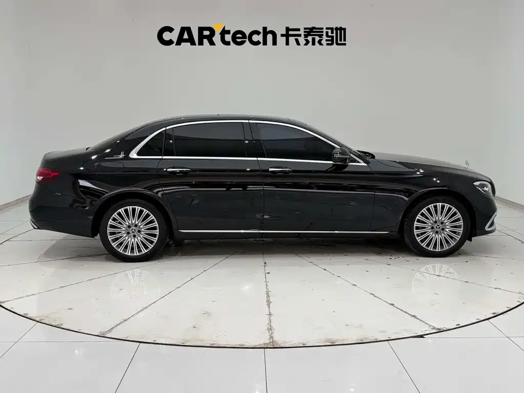 Mercedes-Benz E-Class 2023 из CN, фото 3