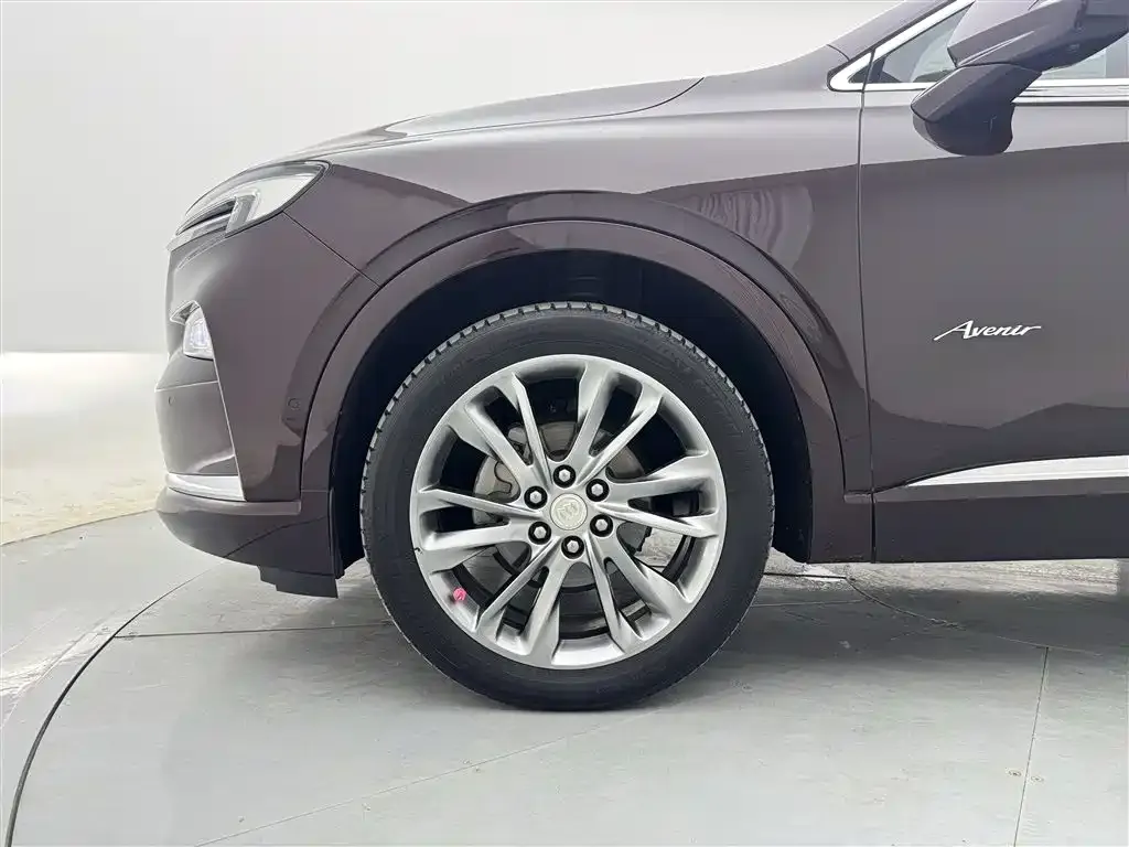 Buick Enclave — фото 10