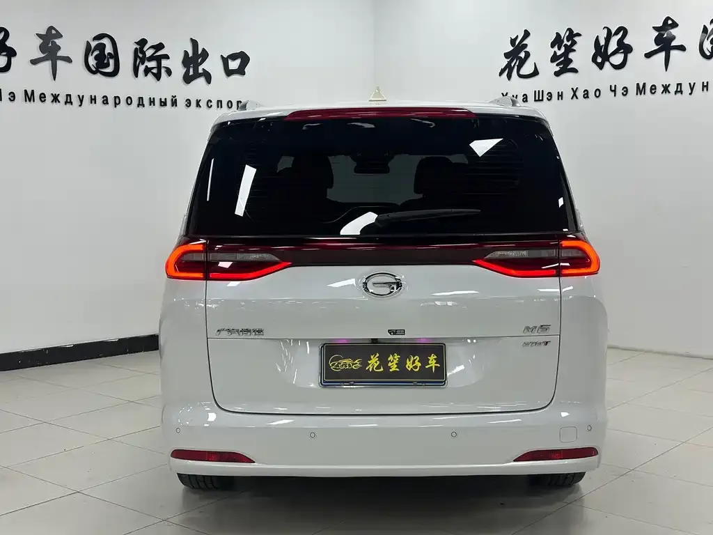 GAC Motor Trumpchi M6 — фото 3
