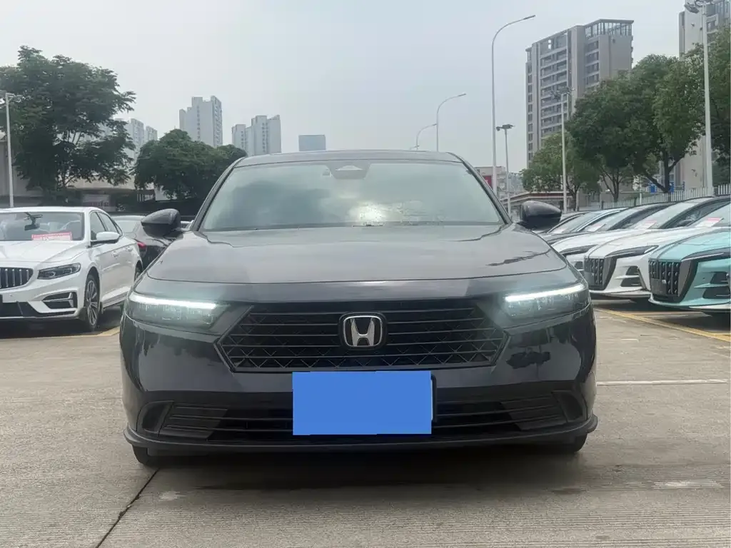 Honda Accord — фото 6