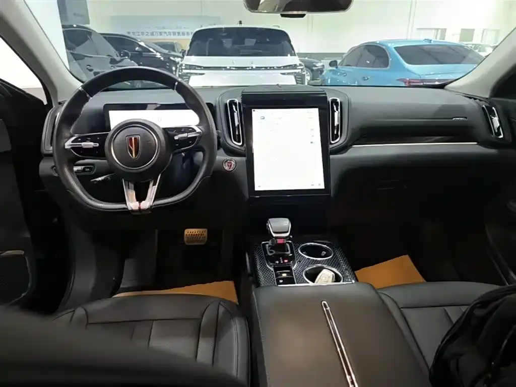 Hongqi HS3 2023 из CN, фото 2