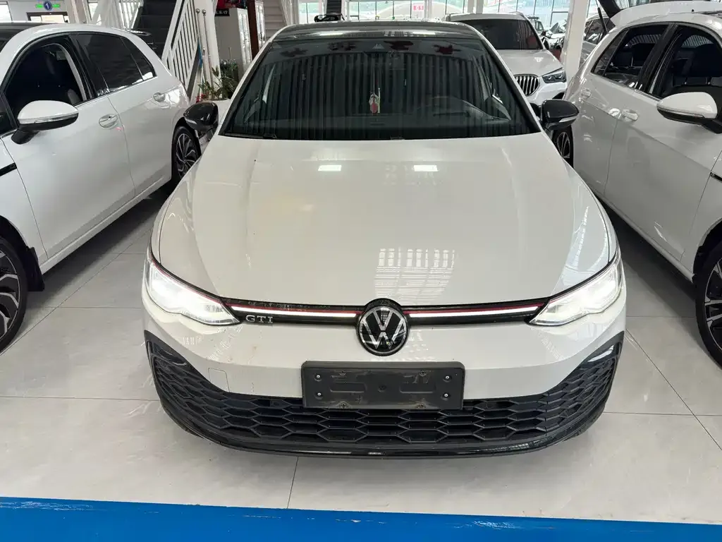 Volkswagen Golf GTI — фото 9