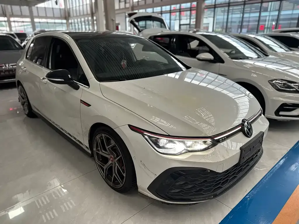 Volkswagen Golf GTI — фото 2