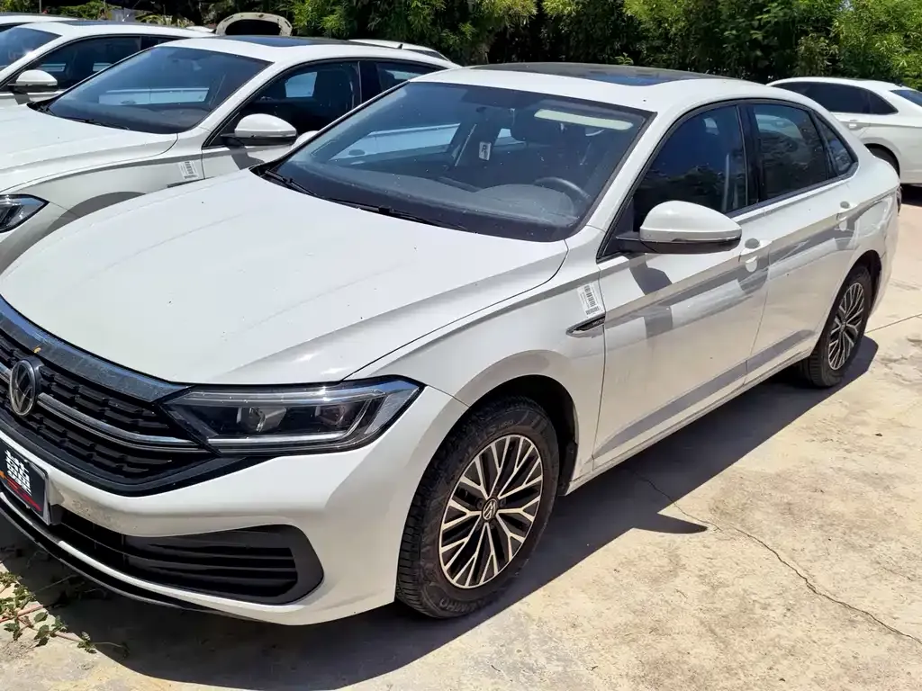 Volkswagen Sagitar