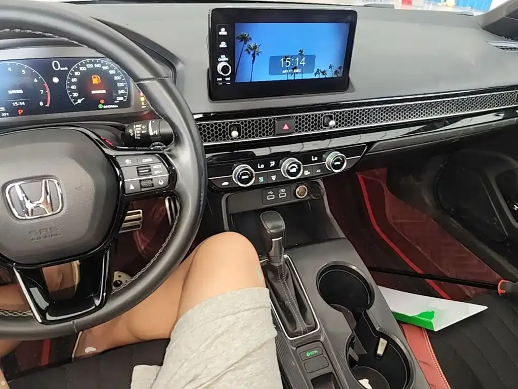 Honda Civic — фото 10