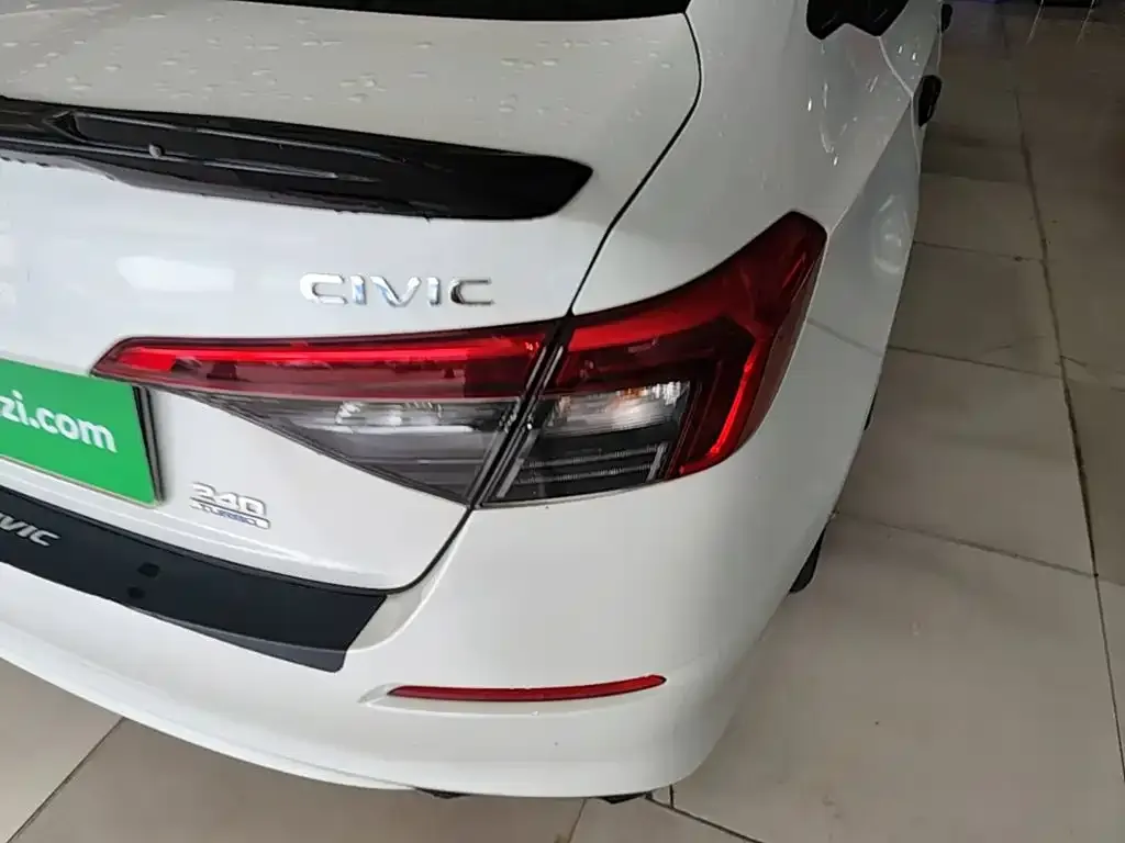 Honda Civic — фото 4