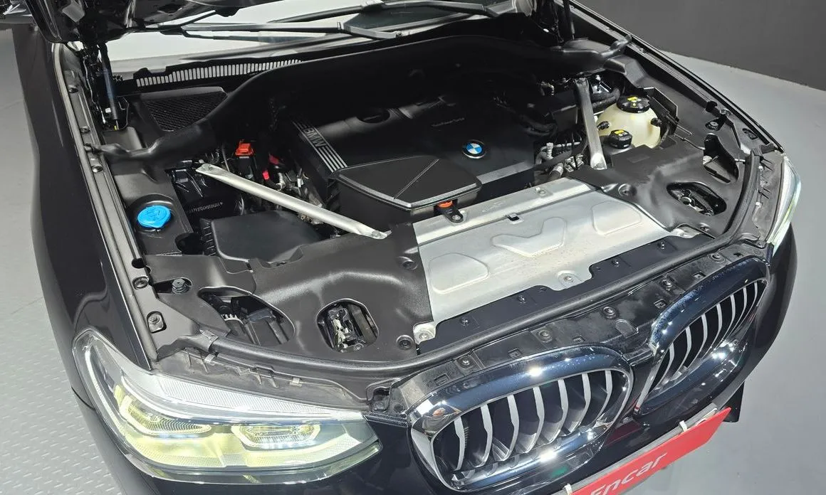 BMW X4 2021 из KR, фото 2