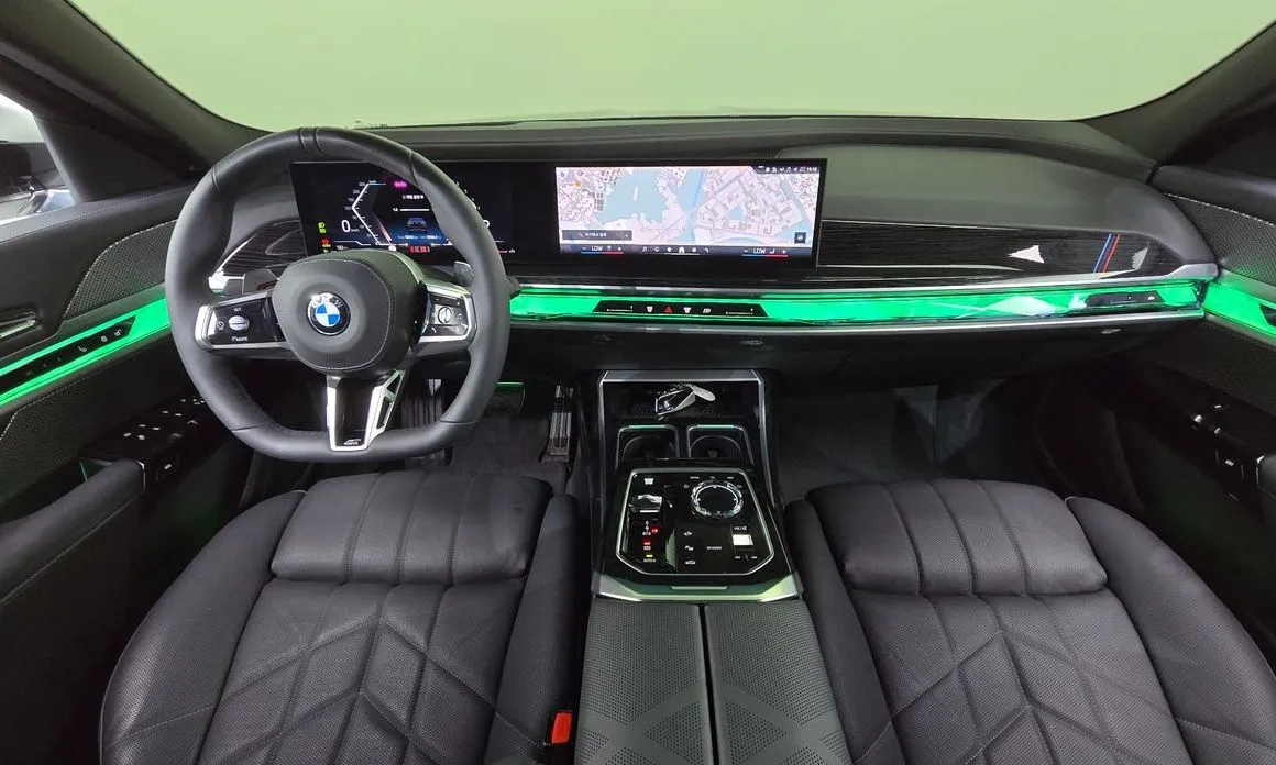 BMW 7-Series 2025 из KR, фото 7