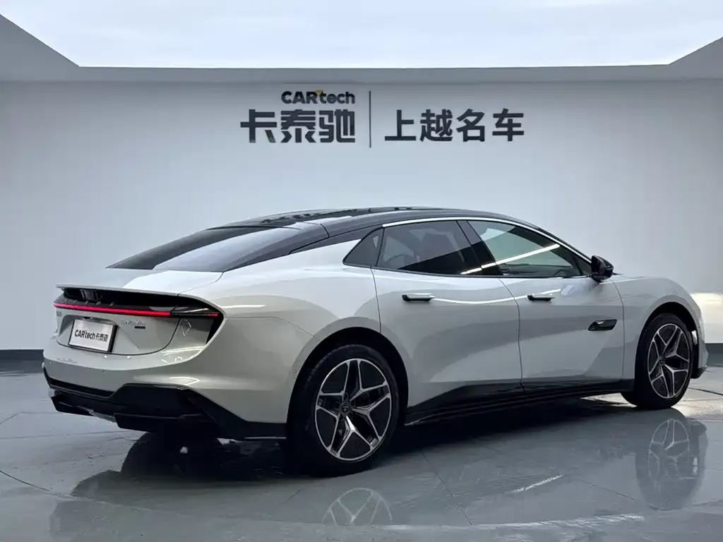 Lotus Emeya 2026 из CN, фото 8