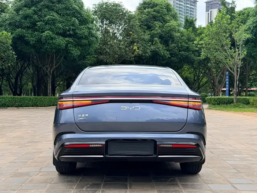 BYD Seal — фото 3