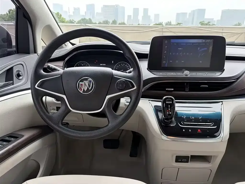 Buick GL8 2023 из CN, фото 8