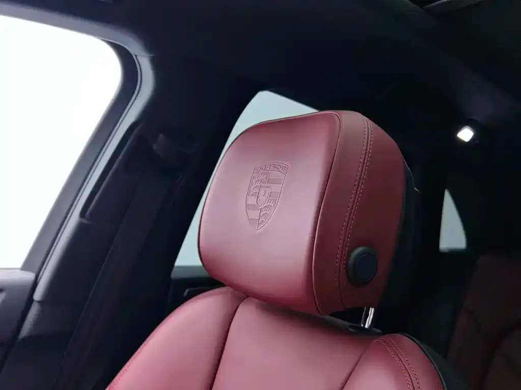 Porsche Macan 2023 из CN, фото 2