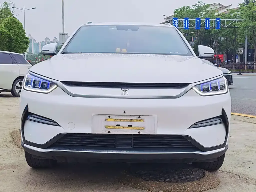 BYD PLUS New Energy — фото 3