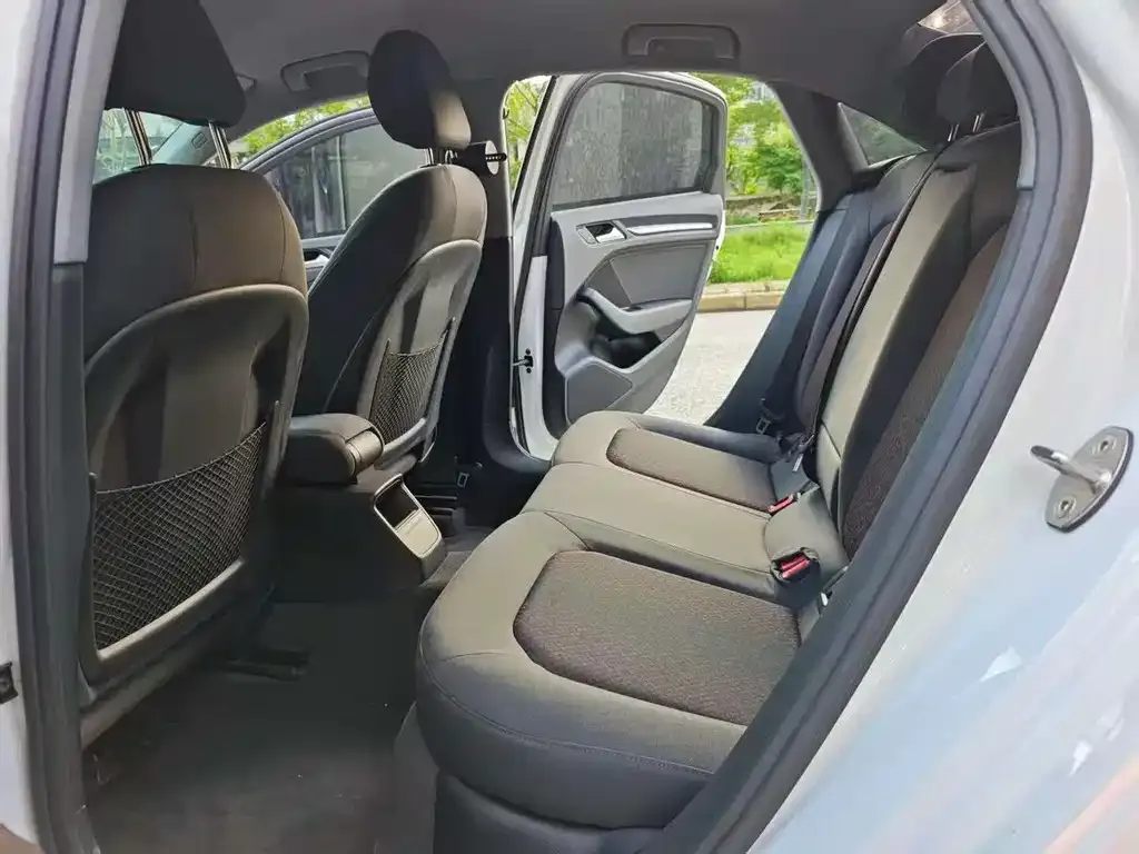Audi A3 2021 из CN, фото 2