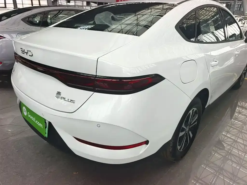 BYD Qin PLUS — фото 8