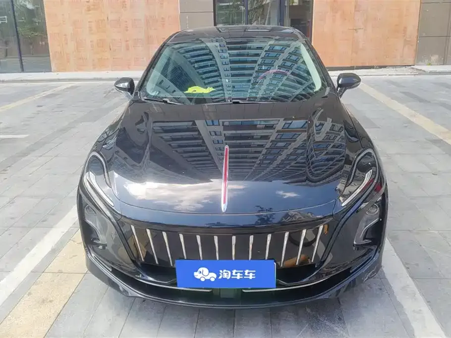 Hongqi E-QM5 — фото 7