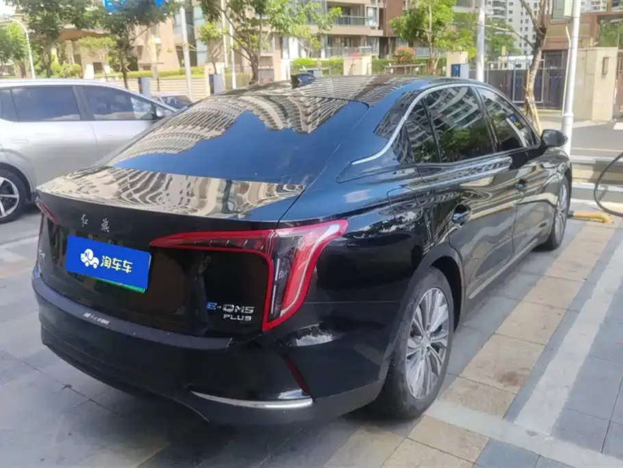 Hongqi E-QM5 — фото 8