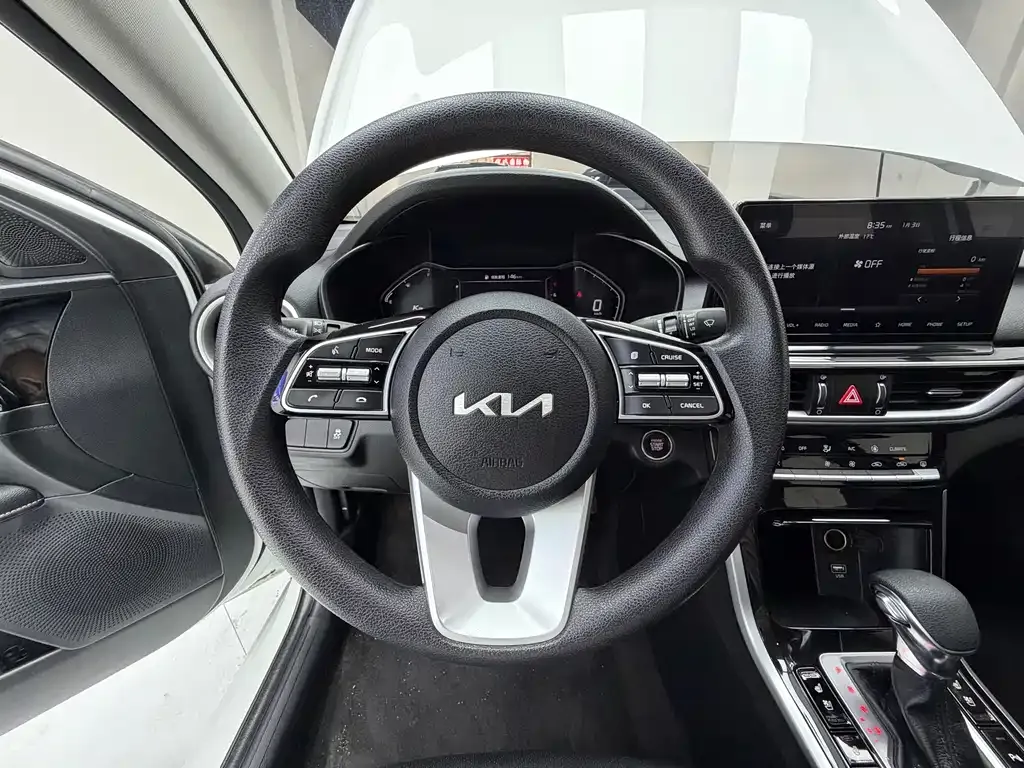 Kia K3 2022 из CN, фото 10
