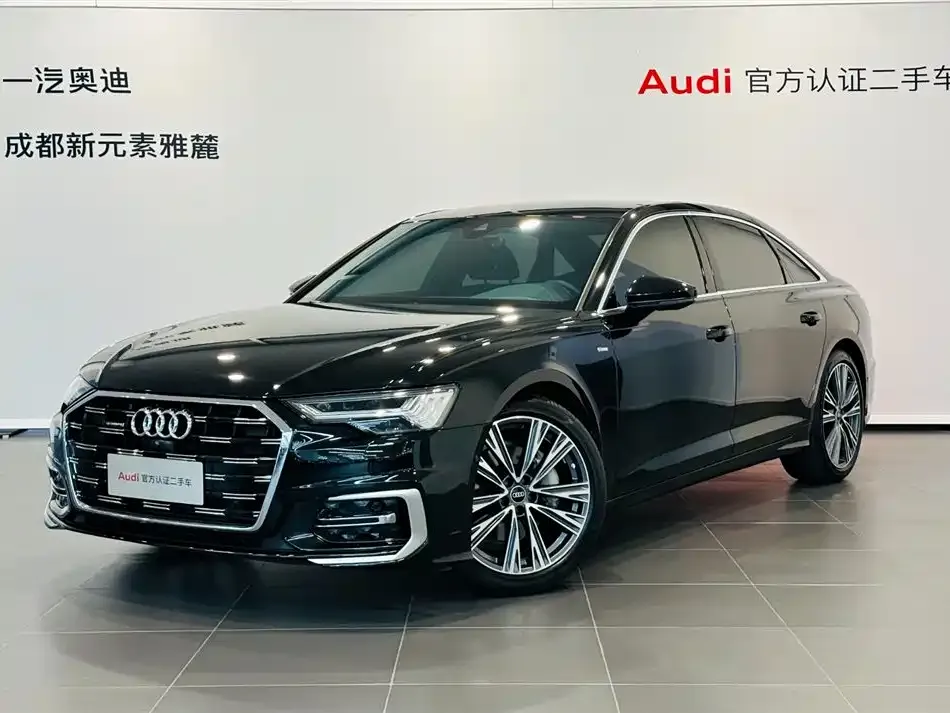 Audi A6L — фото 1