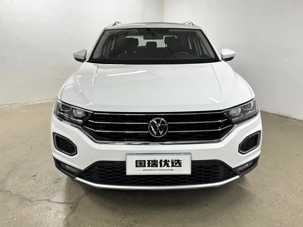 Volkswagen T-Roc — фото 2