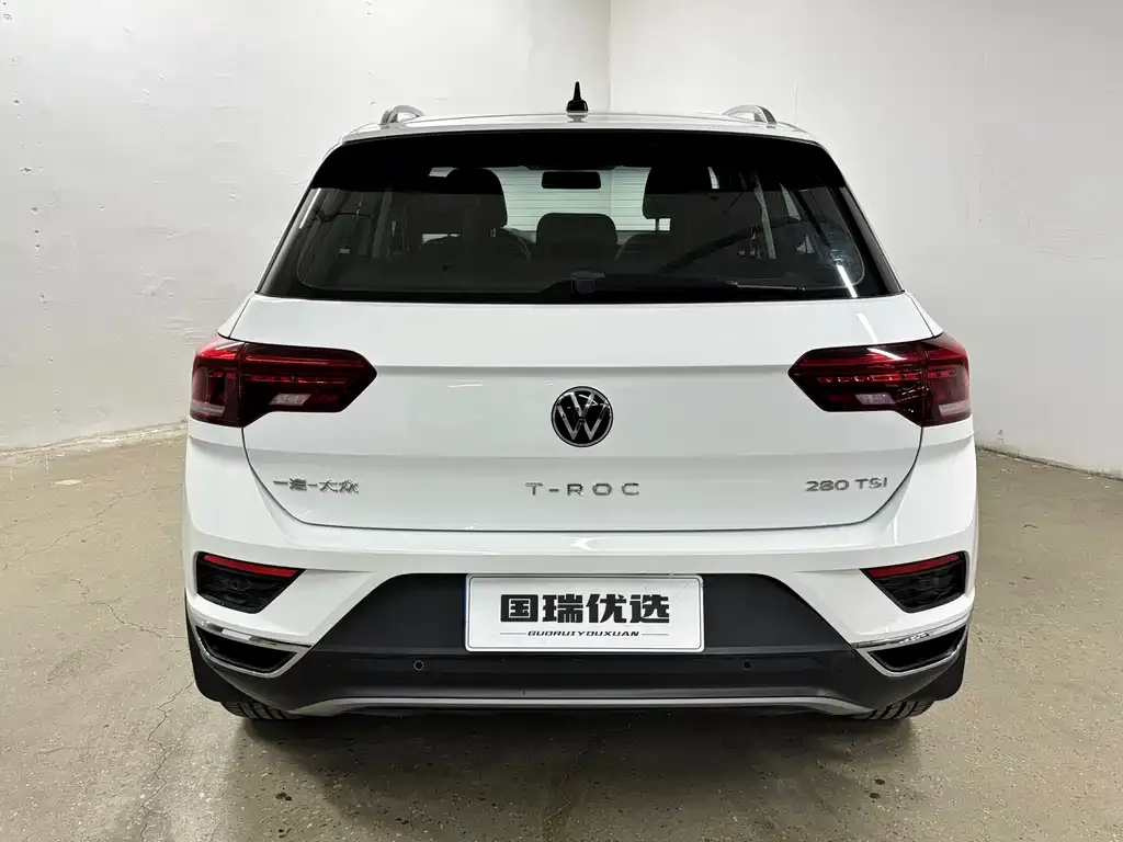Volkswagen T-Roc — фото 4